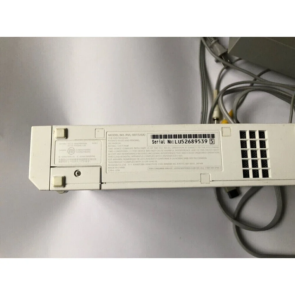 Nintendo Wii Gaming Console, Sensor +Cords White RVL-001(USA)